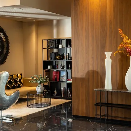 Hotel La Maison Bord'eaux 4*