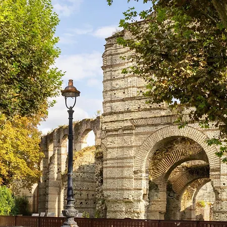 La Maison Bord'eaux Ξενοδοχείο 4*