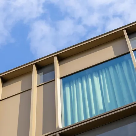 호텔 La Maison Bord'eaux 4*