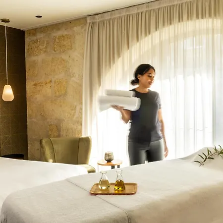 La Maison Bord'eaux מלון 4*