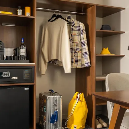 La Maison Bord'eaux Hotel 4*