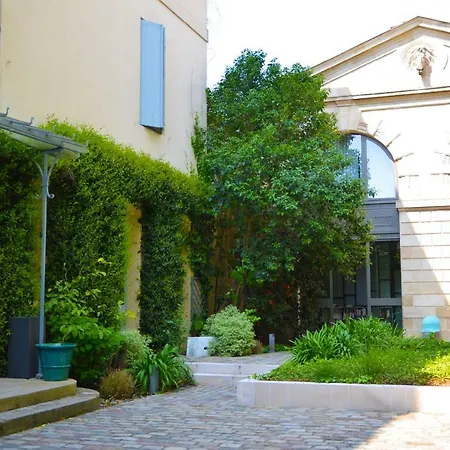 La Maison Bord'eaux Hotel 4*