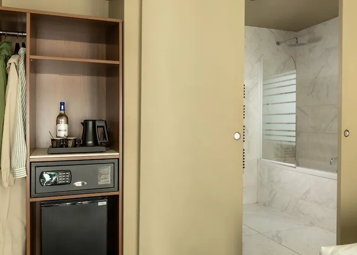 호텔 La Maison Bord'eaux 4*