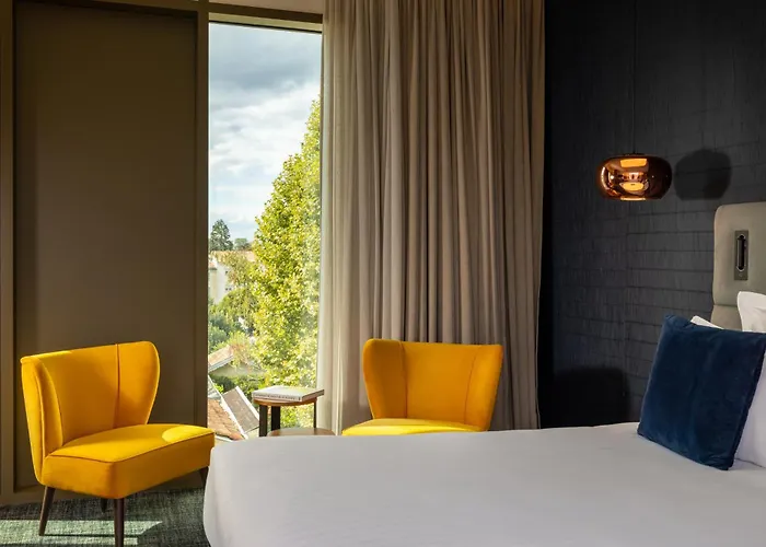 호텔 La Maison Bord'eaux 4*