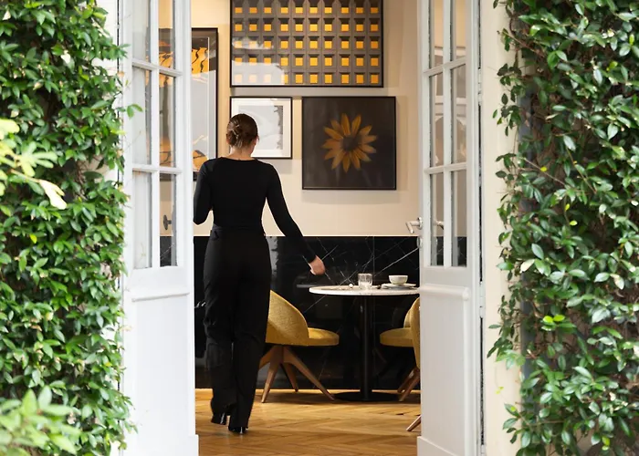 La Maison Bord'eaux 호텔 4*